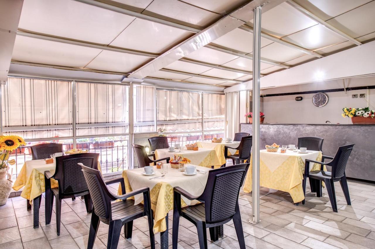 Napoli'S Gold Otel Dış mekan fotoğraf